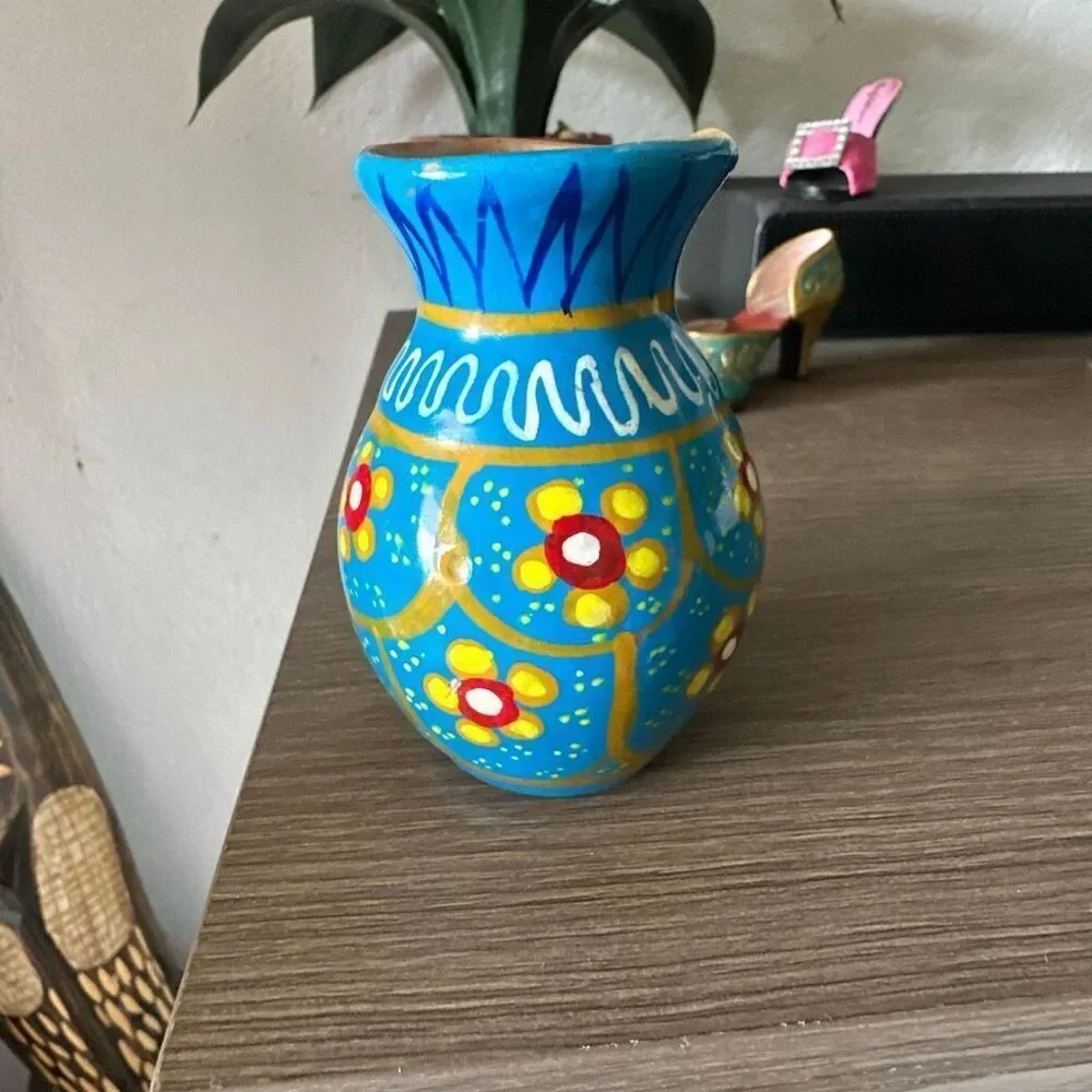 Made in Mexico mini bud vase 3.5”
